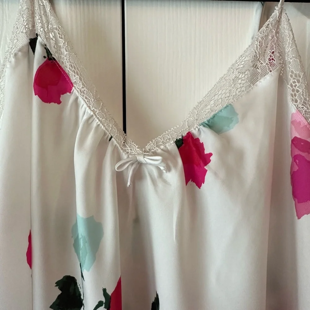 Kate Spade Intimates, White & Pink Floral Nightgown Sz S Very Good Condition